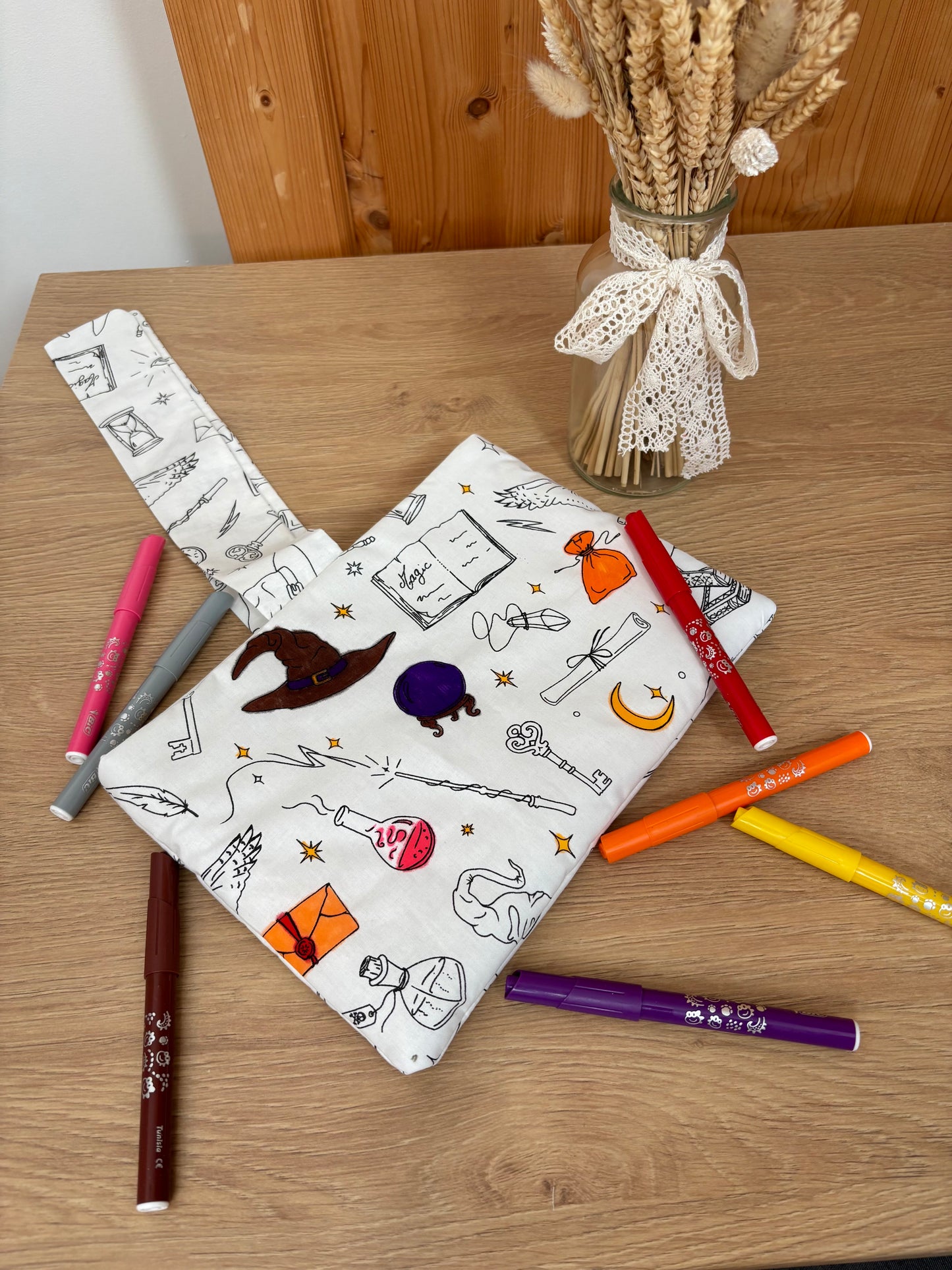 Pochette à livre à colorier