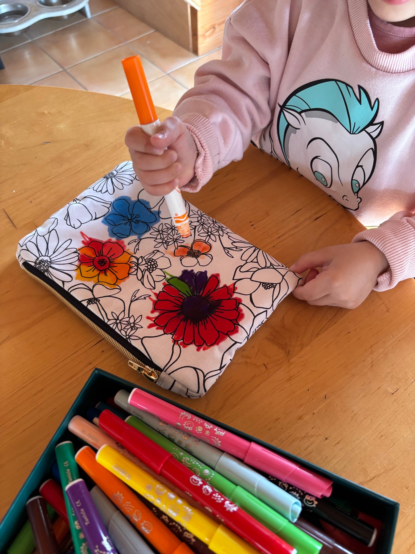 Pochette à livre à colorier